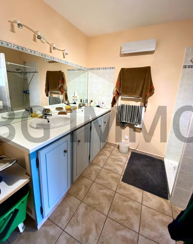 Maison - 229 m² - 4 pièces