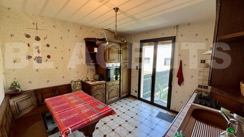 Maison de village - 121 m² - 8 pièces