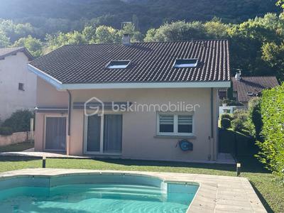 Maison de village - 160 m² - 7 pièces