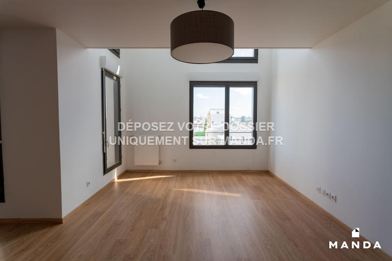 Appartement - 90 m² - 4 pièces