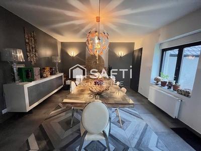 Maison - 150 m² - 5 pièces