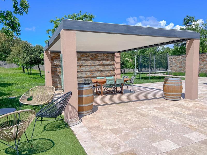 Maison contemporaine - 290 m² - 8 pièces