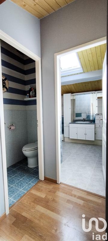 Maison - 216 m² - 8 pièces