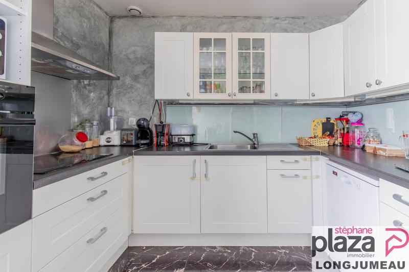 Appartement - 100 m² - 5 pièces