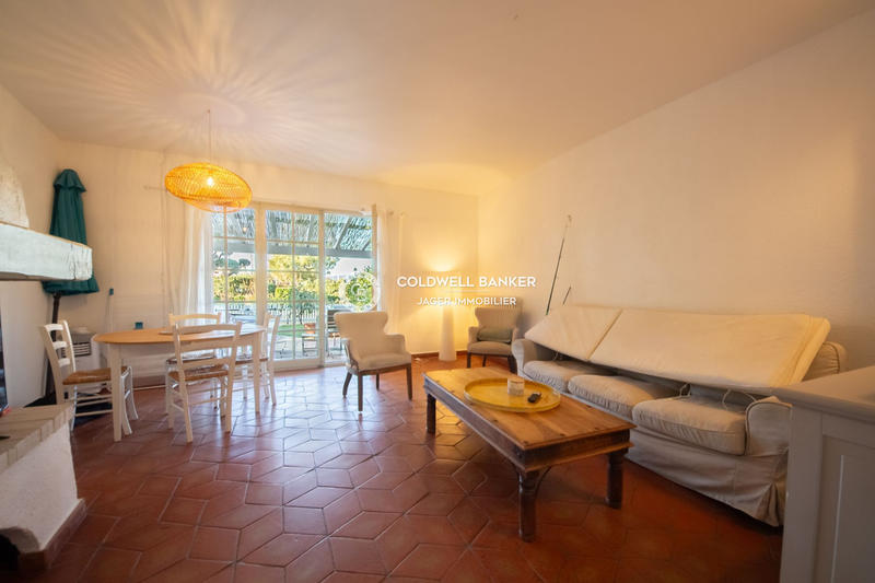 Villa - 100 m² - 5 pièces