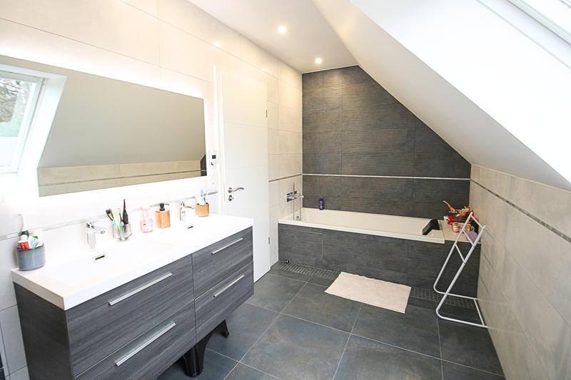 Maison - 191 m² - 7 pièces