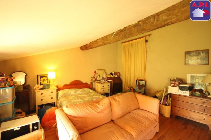 Maison - 224 m² - 6 pièces