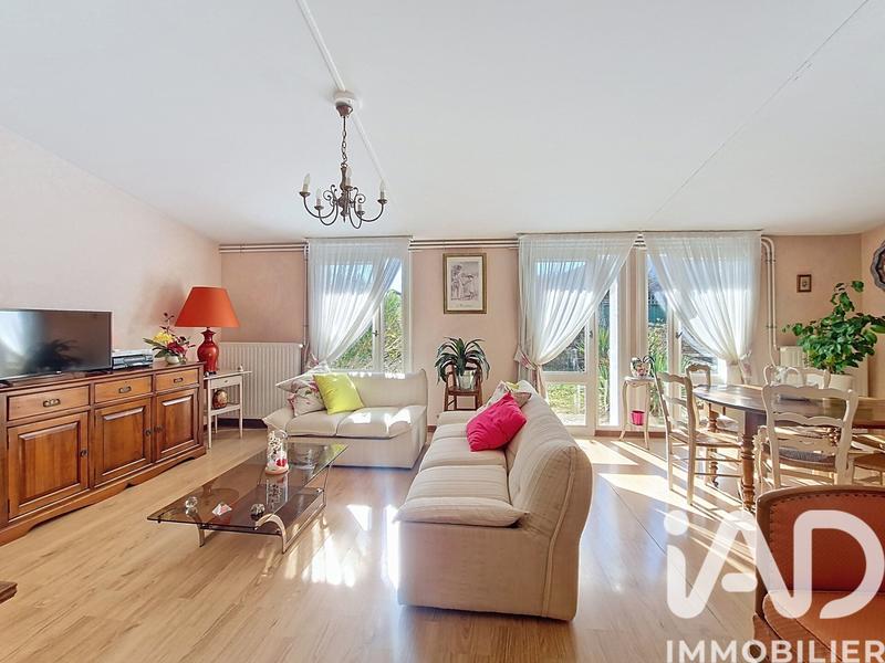 Maison - 107 m² - 5 pièces