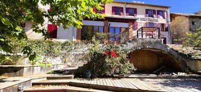 Immeuble - 240 m² - 10 pièces