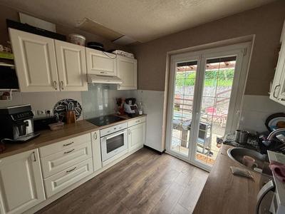 Maison - 85 m² - 4 pièces