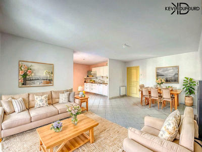 Appartement - 70 m² - 3 pièces