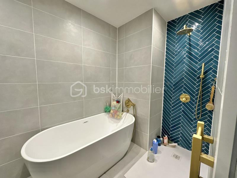 Maison de ville - 117 m² - 5 pièces