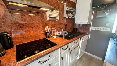 Maison - 82 m² - 4 pièces