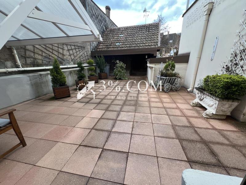 Appartement - 135 m² - 5 pièces