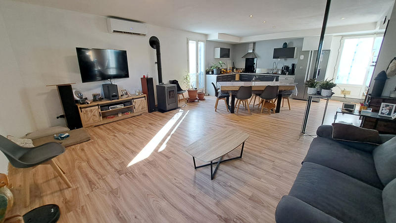 Maison - 95 m² - 5 pièces