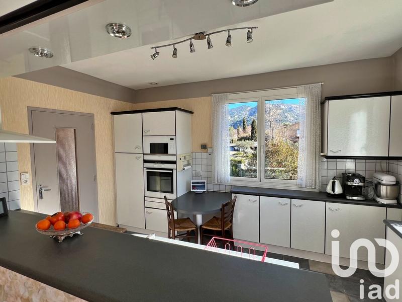 Maison - 140 m² - 4 pièces