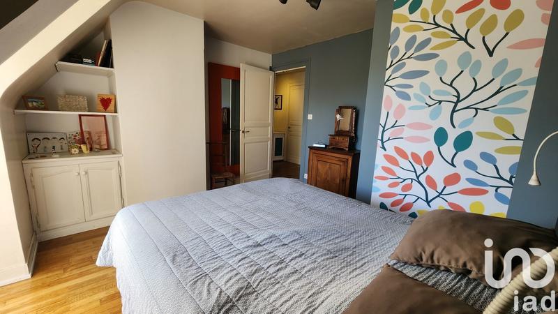 Maison - 200 m² - 7 pièces