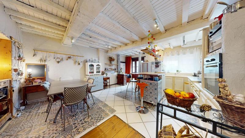 Maison - 169 m² - 6 pièces