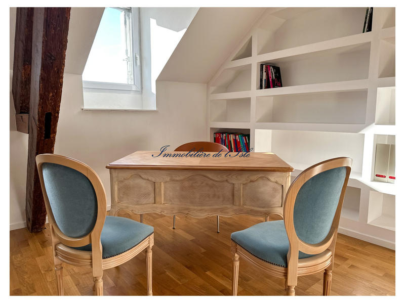 Maison - 266 m² - 12 pièces