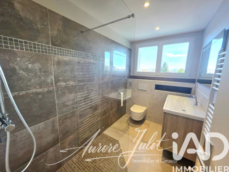 Maison - 199 m² - 6 pièces