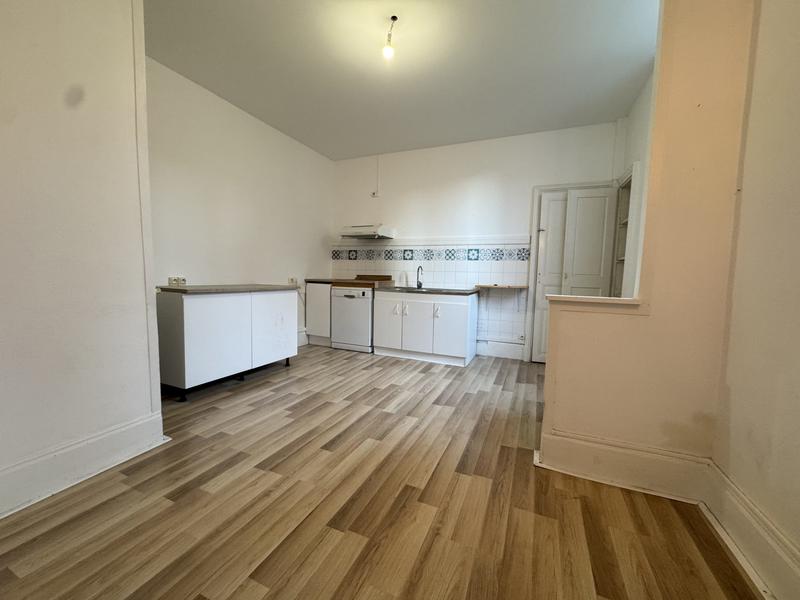 Appartement - 90 m² - 4 pièces