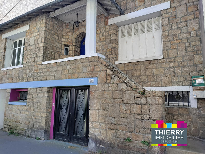 Maison - 186 m² - 7 pièces