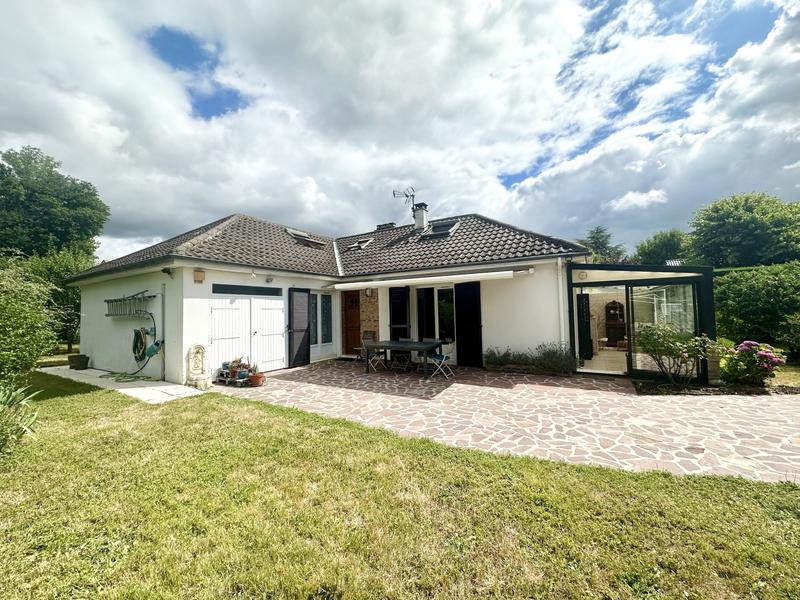 Maison - 115 m² - 6 pièces