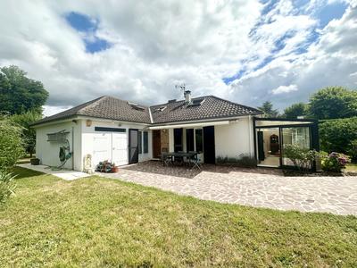 Maison - 115 m² - 6 pièces