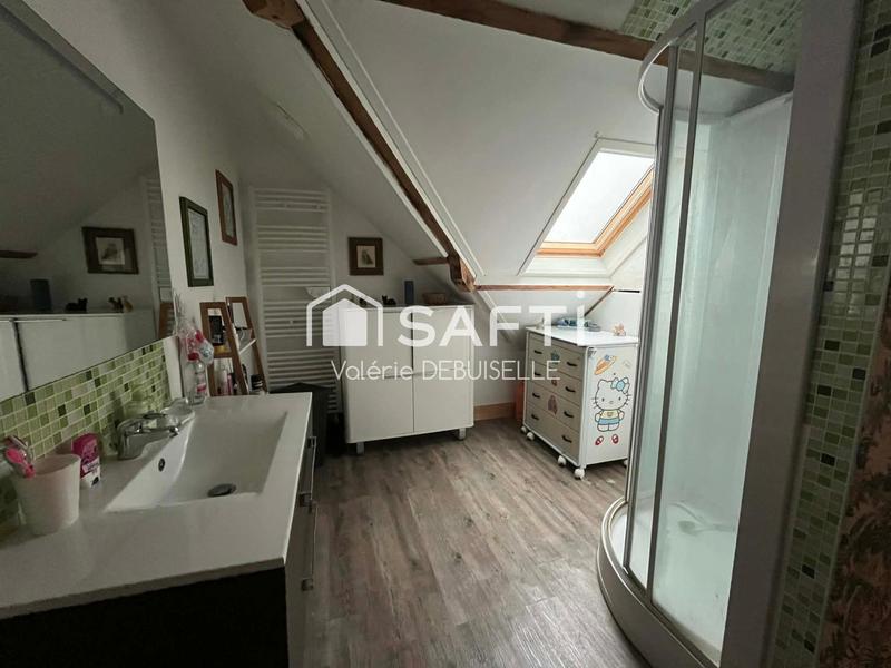 Maison - 180 m² - 10 pièces