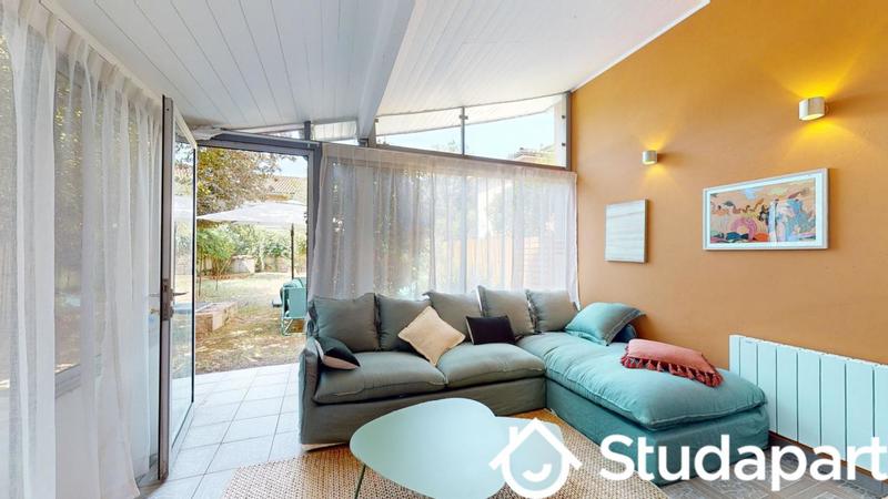 Chambre - 10 m² - 1 pièce