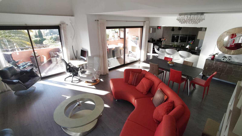 Appartement - 130 m² - 5 pièces