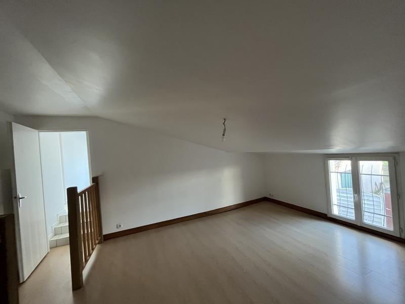 Maison - 89 m² - 7 pièces