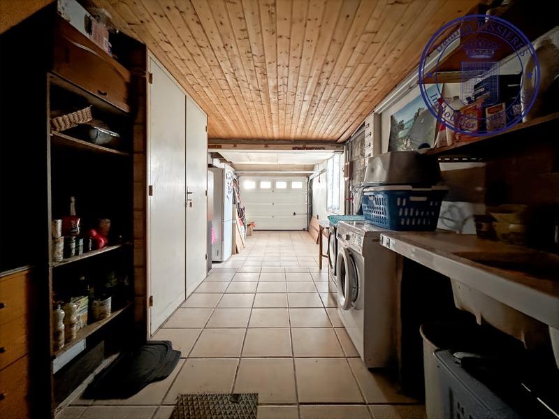 Maison - 114 m² - 8 pièces