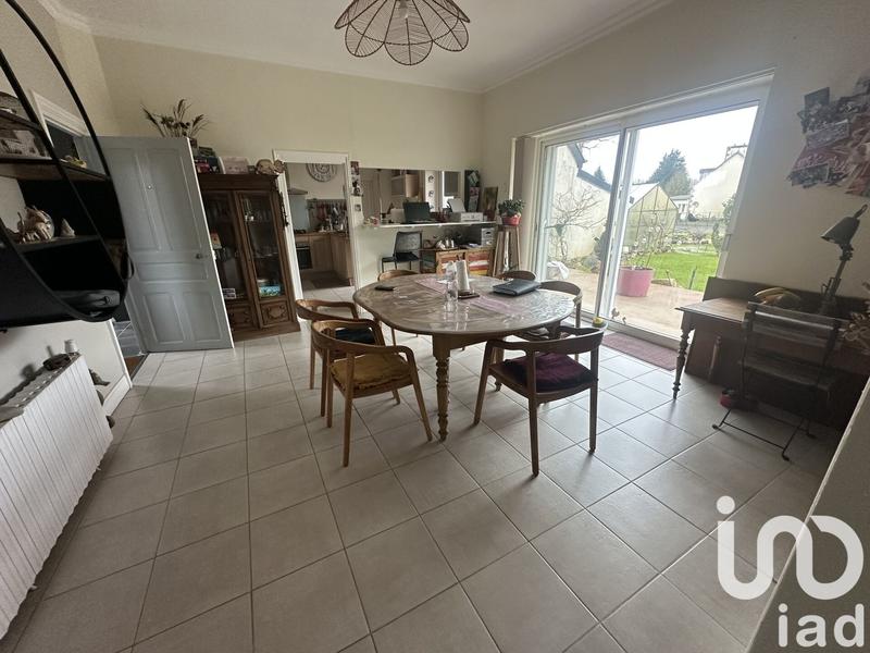 Maison - 127 m² - 8 pièces