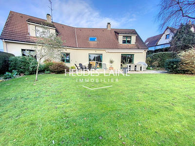 Maison - 189 m² - 7 pièces