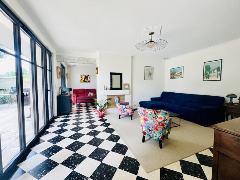 Maison - 155 m² - 6 pièces