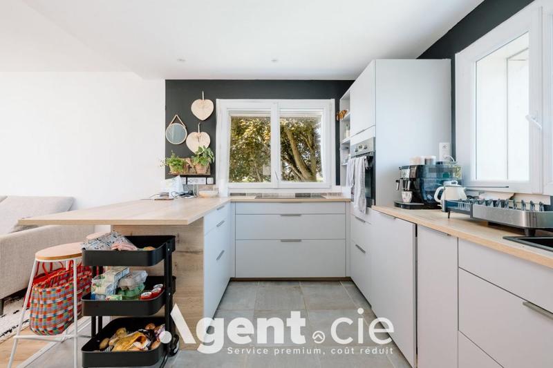 Maison - 143 m² - 7 pièces