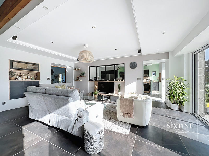 Ferme - 302 m² - 8 pièces