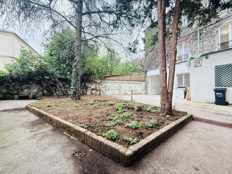 Maison - 273 m² - 8 pièces