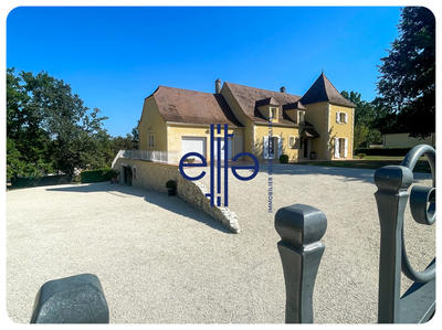 Maison - 190 m² - 6 pièces