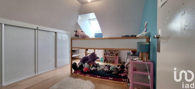 Maison - 260 m² - 6 pièces