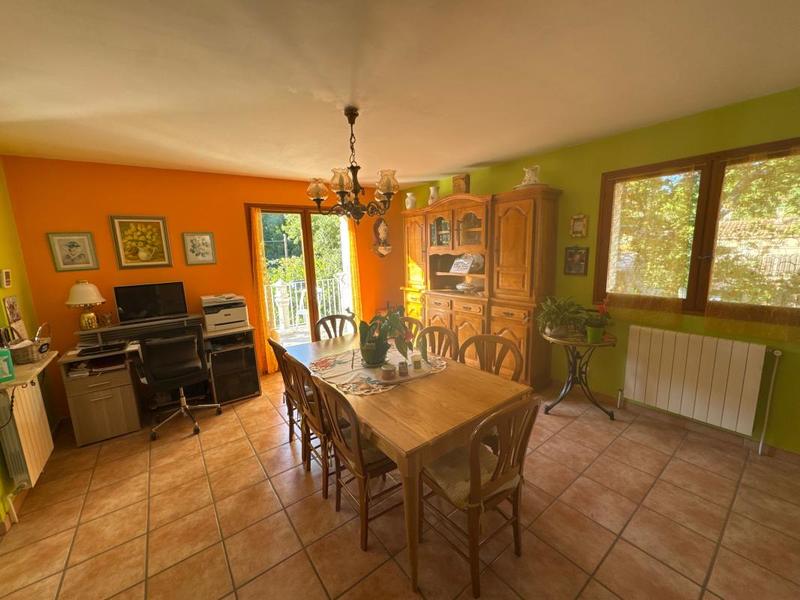 Villa - 90 m² - 4 pièces