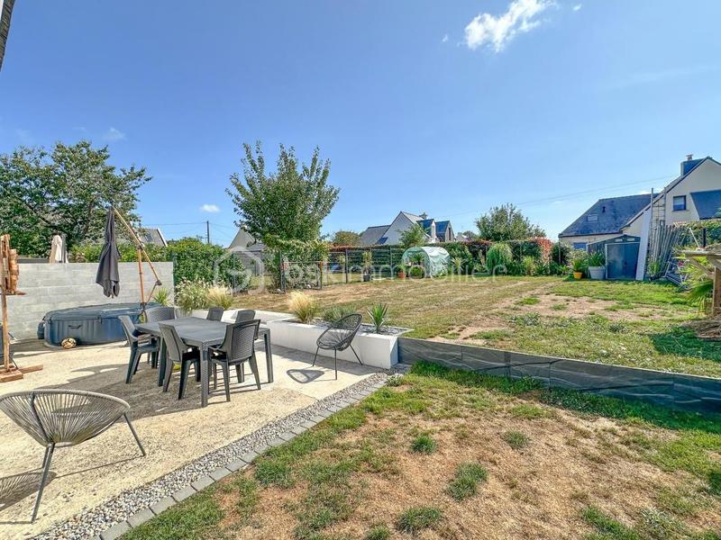 Maison - 90 m² - 4 pièces