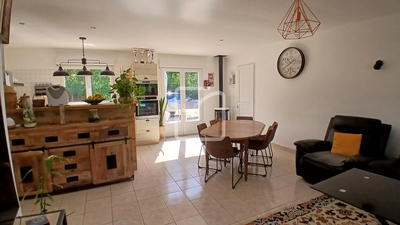 Maison - 144 m² - 7 pièces