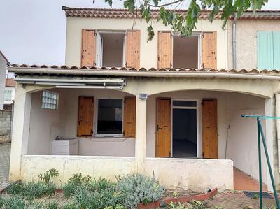 Maison traditionnelle - 88 m² - 4 pièces