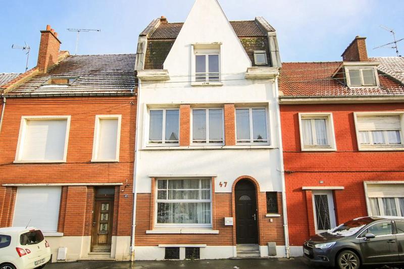 Maison de ville - 121 m² - 6 pièces