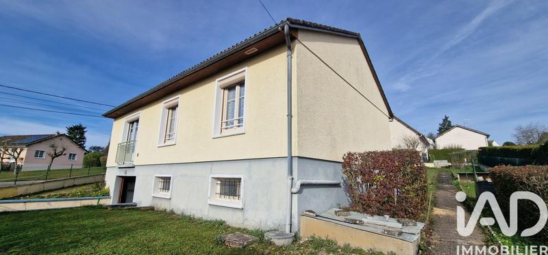 Maison - 92 m² - 5 pièces