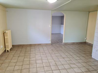 Maison de village - 85 m² - 4 pièces