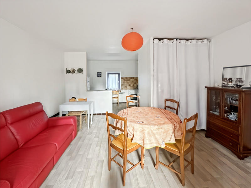 Maison - 106 m² - 8 pièces