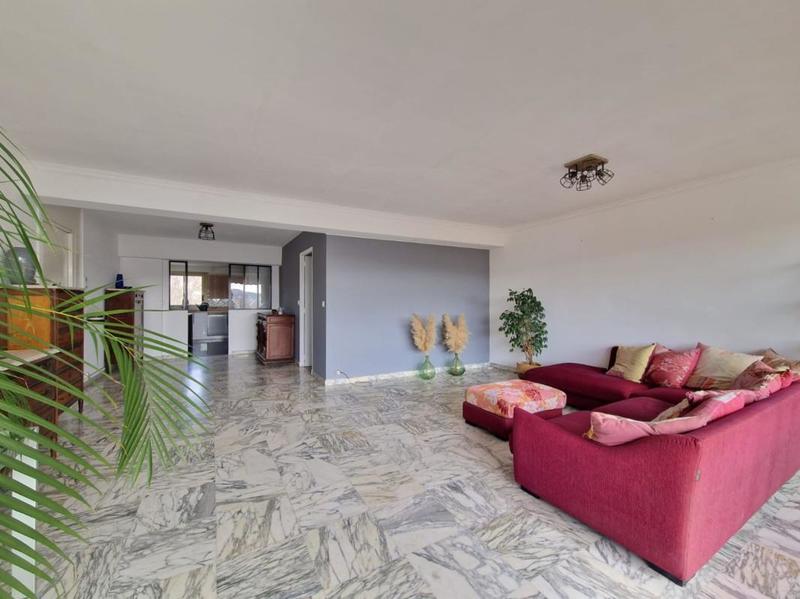 Appartement - 112 m² - 3 pièces